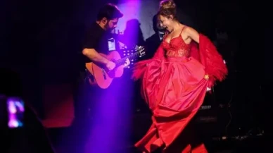 Ziynet Sali’den Kırmızı Elbiseli Alev Alev Paylaşım!