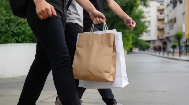 İBB öğrencinin yanında