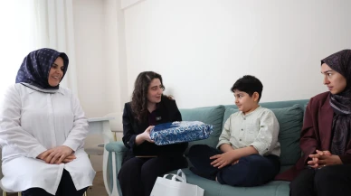 Özel Çocuklara 23 Nisan Sürprizi