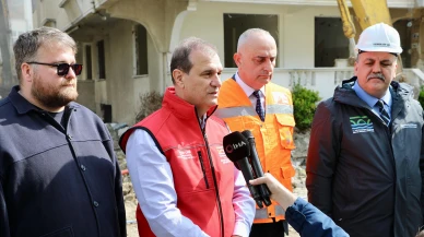 Büyükçekmece’de riskli yapılar yıkıldı