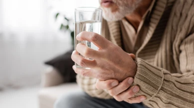 Derin beyin simülasyonu Parkinson’da zamanı geriye sarabilir