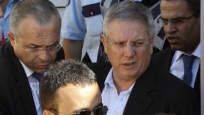 Benden daha ünlü o isim kim ve nerede