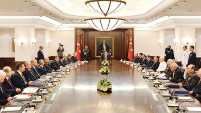 Protokol sırasıyla oturdular