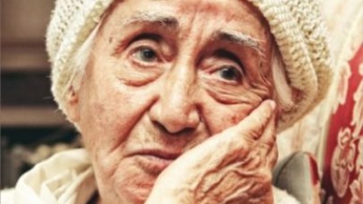 Camilere eli değen ilk kadın...