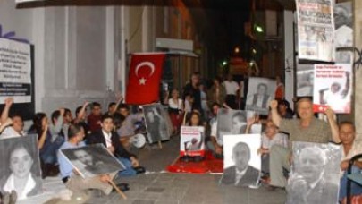 Ulusal Kanal önünde açlık grevi