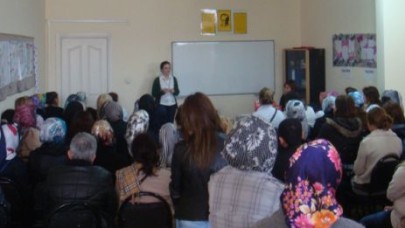 TAP İSMEK kursiyerlerini eğiterek evlerden atık pil toplayacak