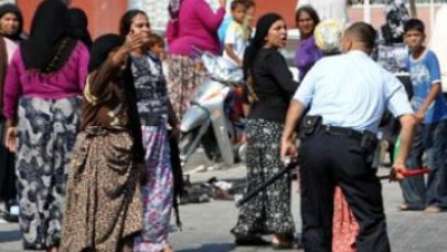 Kadınların 'erkek kaçırma' kavgası