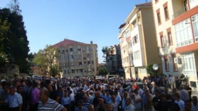 TUNCA AYKUT’U BİNLERCE KİŞİ UĞURLADI