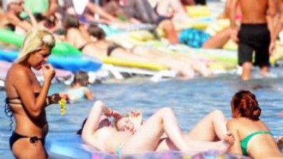 Bodrum turiste doydu