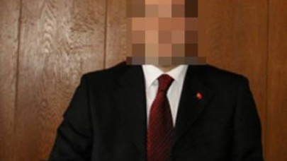 'Bana yüzlerce aşk mesajı çekti'