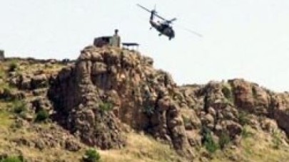 Helikopterlere ateş açıldı