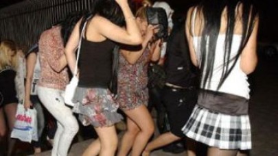 Diskoya fuhuş baskını