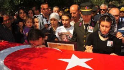 Şehit başçavuş geride 2 evlat bıraktı
