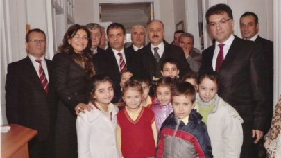 OLİMPİYATÇILAR ABD'DEN DÖNDÜ