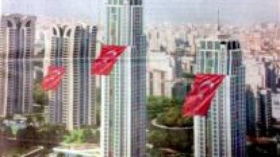 Ali Ağaoğlu'ndan photoshoplu 29 Ekim kutlaması