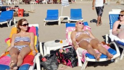 Akdeniz'de yaz devam ediyor