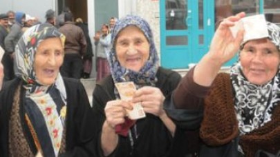 Dar gelirlinin 50 lira mutluluğu