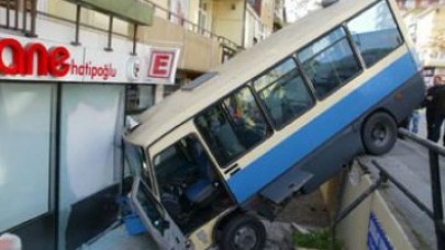 Kadıköy'de feci kaza