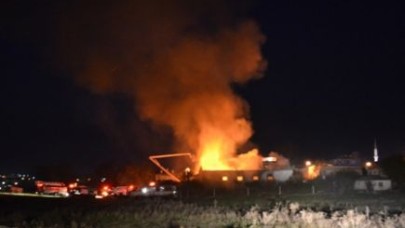 Çatalca'da yağ fabrikasında yangın