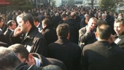 Vergi daireleri bugün müdürsüz