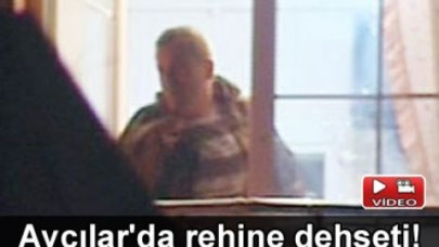 Satır ile evini bastı, eşini rehin aldı!