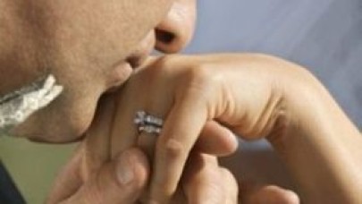 Evleneceklere 10 günlük zorunlu eğitim verilecek...