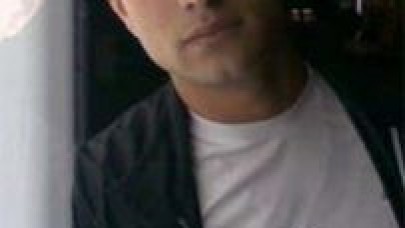 Annesiyle yasak aşk yaşayan genci öldürdü