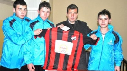 Y.UFUK HEDEF BÜYÜTTÜ