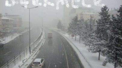 İstanbul -10.4'ü gördü