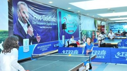 TURNUVA ÇEKİŞMELİ GEÇİYOR