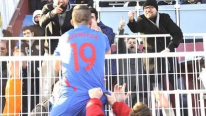 SİLİVRİSPOR'UN ZİRVE İNADI  : 3-0