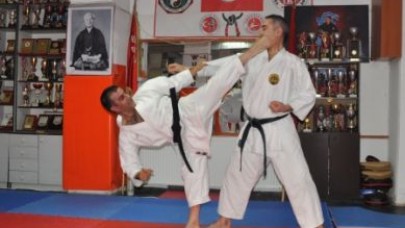 Üci Dünya SHOTOKAN şampiyonasında