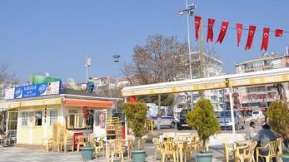 Tarihi büfe tarihe karıştı