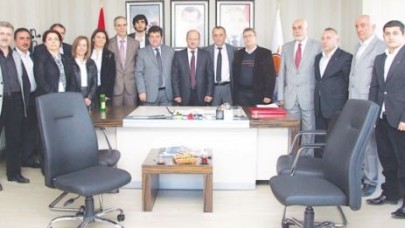 MHP’den Ak Parti’ye Hayırlı Olsun Ziyareti