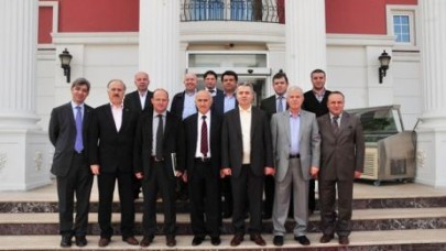 UZUN, VALİ ODABAŞ’I VE KAYMAKAMLARI AĞIRLADI