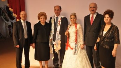 ORAL AİLESİNİN MUTLU GÜNÜ