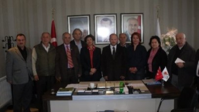 Mevzuata aykırı ne yapılmışsa yıkılacak.