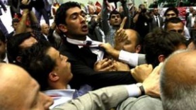 CHP Kongresi Karıştı