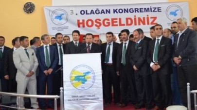 Özalp Saray kongrede..