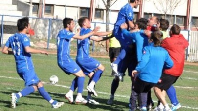 SİLİVRİSPOR FİNALE KALDI: 4-0