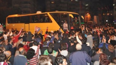 BÜYÜK ŞAMPİYONA  BÜYÜK KARŞILAMA