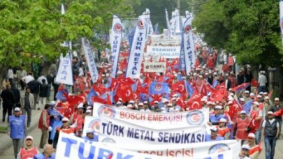 1 Mayıs  yurt genelinde kutlanıyor.