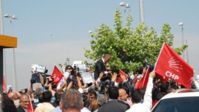 TEKİN'E COŞKULU KARŞILAMA