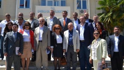 CHP’Lİ İLÇELERİ ZİYARET ETTİ