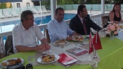 CEM KARA BOĞAZKÖY’ LÜLERLE BULUŞTU