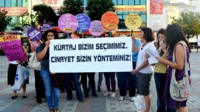 Başbakan’a “Kürtaj” protestosu !
