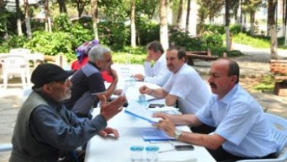 HALKIN MECLİSİ AÇIK HAVADA