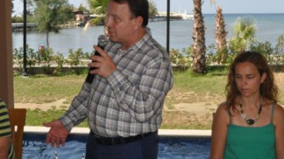 IŞIKLAR, KARAKAŞ VE TURAN TOPA TUTTU