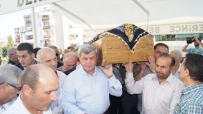 GÖZYAŞLARIYLA TOPRAĞA VERDİ...