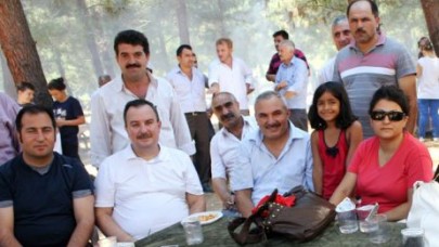 Tazegül Sinoplular Ve Sivaslılarla Piknikte…